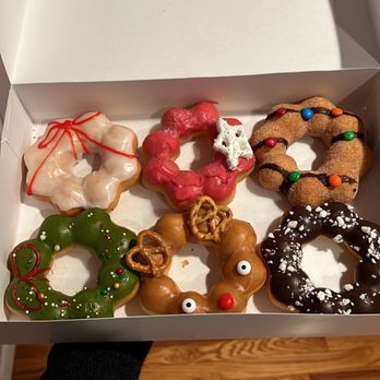 Cha Papi - Holiday themed mochi donuts - Donuts Near Me - West Hartford, Connecticut Cha Papi - Holiday themed mochi donuts - Donuts Near Me - West Hartford, Connecticut