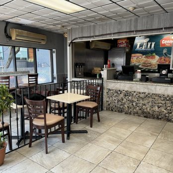 Gennaro's Pizza & Steak - Interior - Pizza Near Me - Philadelphia, Pennsylvania