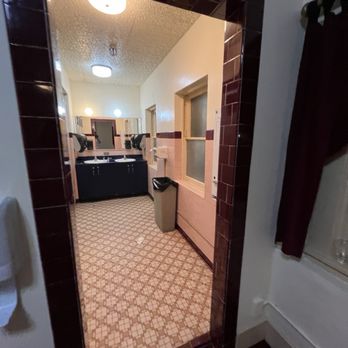 McDonald Theater - Vintage bathroom - Performing Arts Near Me - Eugene, Oregon