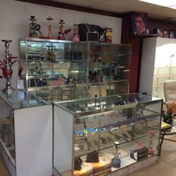 Awesome spot. Clean and great prices. We needed one of these in the area. Owner is knowledgeable and down to earth