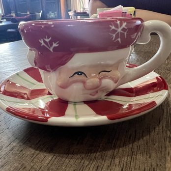 Frederick House - Teacup - Hotels Near Me - Staunton, Virginia