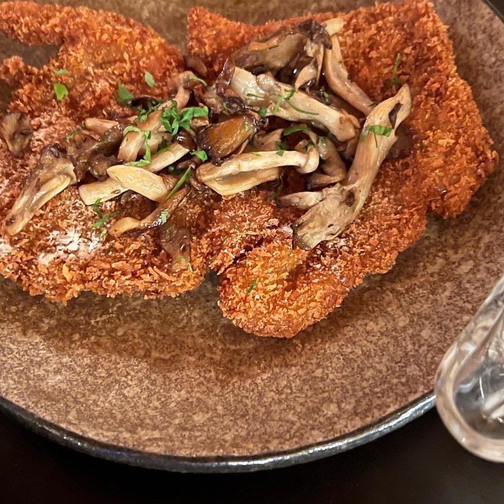 Spitalfields - Schnitzel - Pubs Near Me - Dublin 8, D Spitalfields - Schnitzel - Pubs Near Me - Dublin 8, D