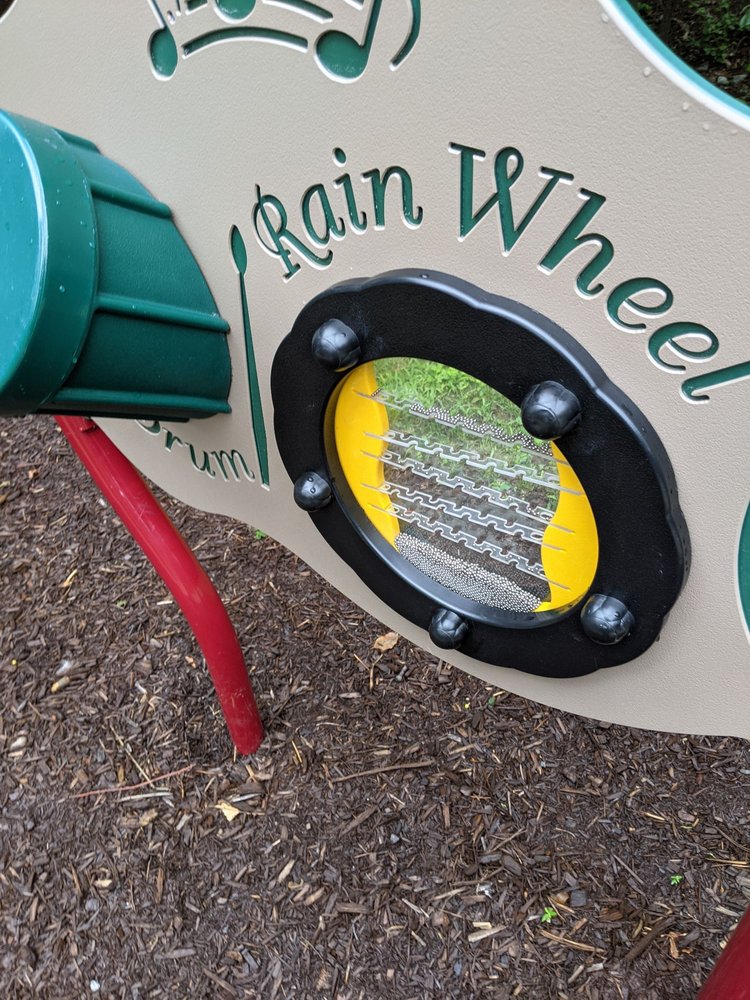 STONEY BRAE PLAYGROUND Updated August 2024 11 Photos 162 S