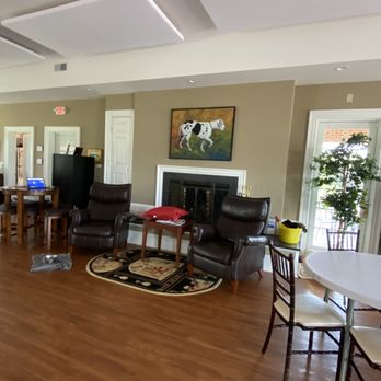 Brix & Columns Vineyards - Wine Tasting Room Near Me - McGaheysville, Virginia Brix & Columns Vineyards - Wine Tasting Room Near Me - McGaheysville, Virginia