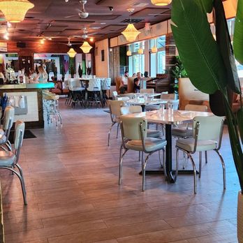 Water + Flour - Restaurant view - Sushi Bars Near Me - Tampa, Florida