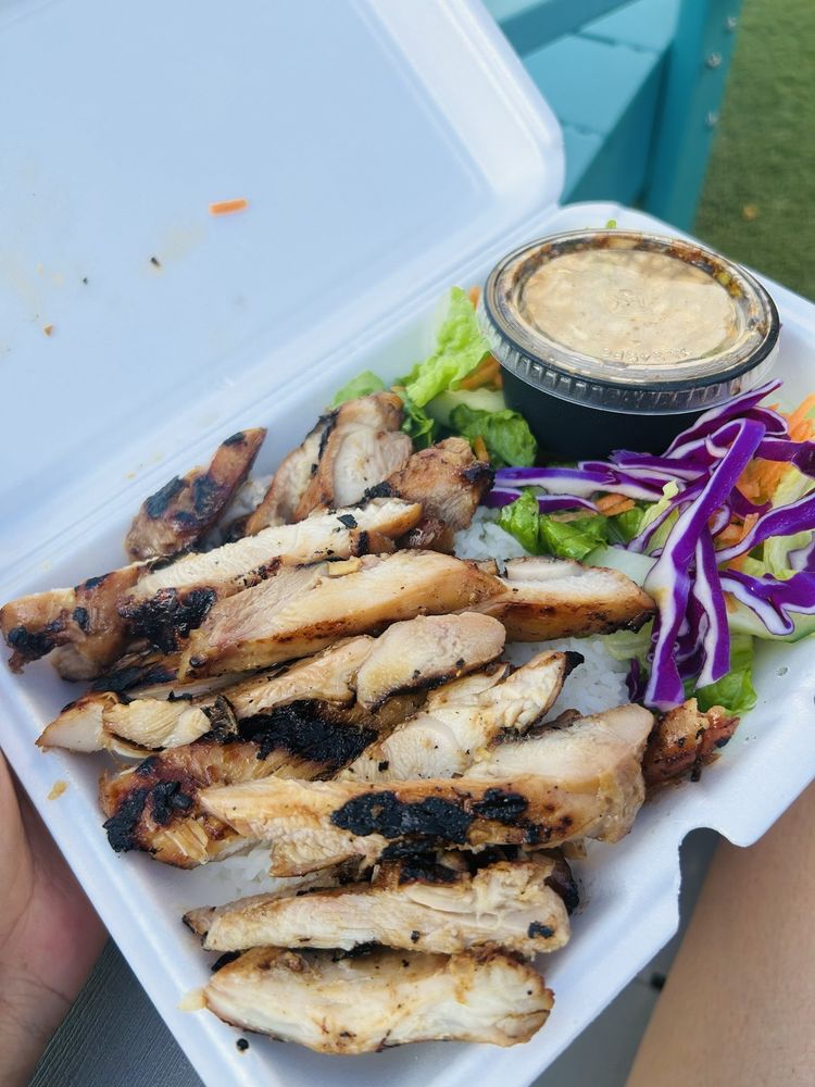 Raya's Hot Kitchen Image