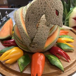Summerfield's Bar & Grille - Food art!