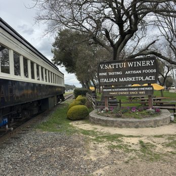 V Sattui Winery - Wineries Near Me - Saint Helena, California V Sattui Winery - Wineries Near Me - Saint Helena, California