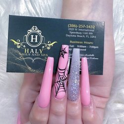Haly Nails