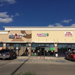 sweetFrog Premium Frozen Yogurt