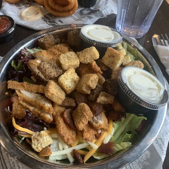 Bosco’s Pub - Chicken BLT salad - Pubs Near Me - Hudsonville, Michigan