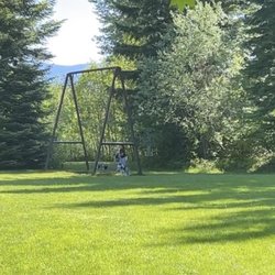 Elk Meadows Rv Park - Swings were a hit