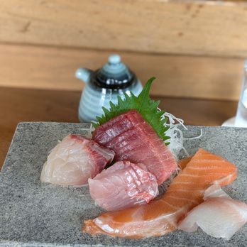 Himitsu - My sashimi plate (shellfish allergy) - Sushi Bars Near Me - La Jolla, California