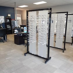Optiks International - Medicine Hat - Strachan Road SE
