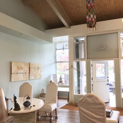 Tiburon Spa & Yoga - Reception