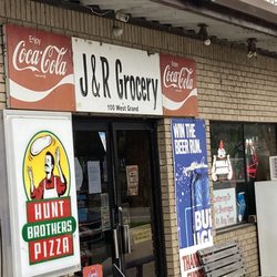 J & R Grocery - Front of store