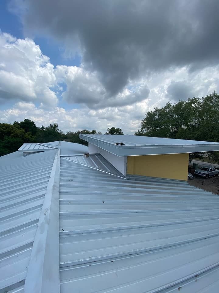 Slide of Simpson Construction and Roofing