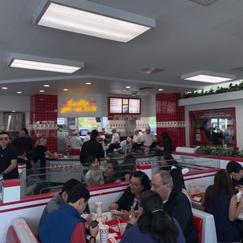 In-N-Out Burger - Pretty standard layout - Fast Food Near Me - Baldwin Park, California In-N-Out Burger - Pretty standard layout - Fast Food Near Me - Baldwin Park, California