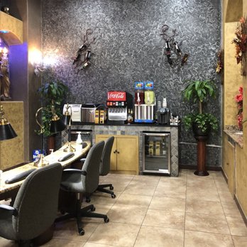 Deluxe Nail Spa - The right side of the front of the salon is the drink station. - Nail Salons Near Me - Colleyville, Texas Deluxe Nail Spa - The right side of the front of the salon is the drink station. - Nail Salons Near Me - Colleyville, Texas
