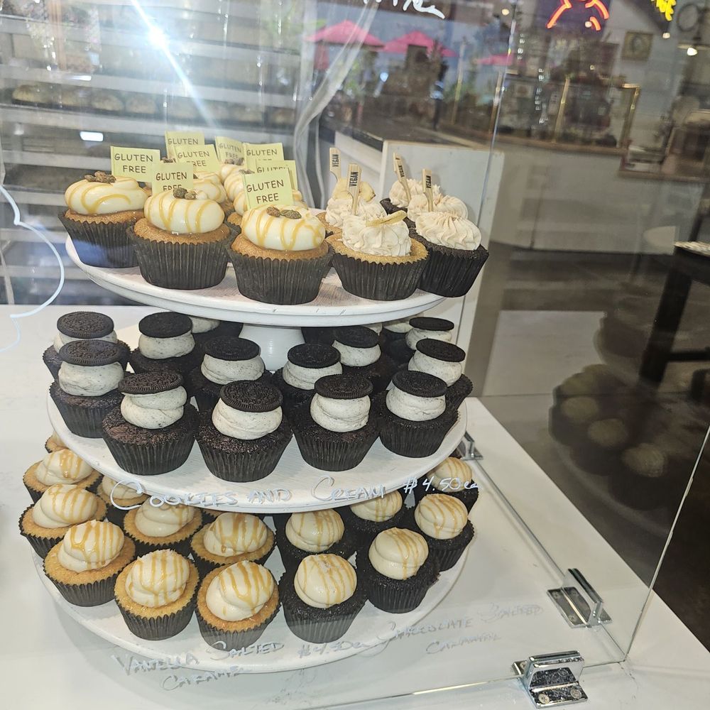 Cupcakin' Bake Shop - Cupcake assortment - Cupcakes Near Me - Oakland, California
