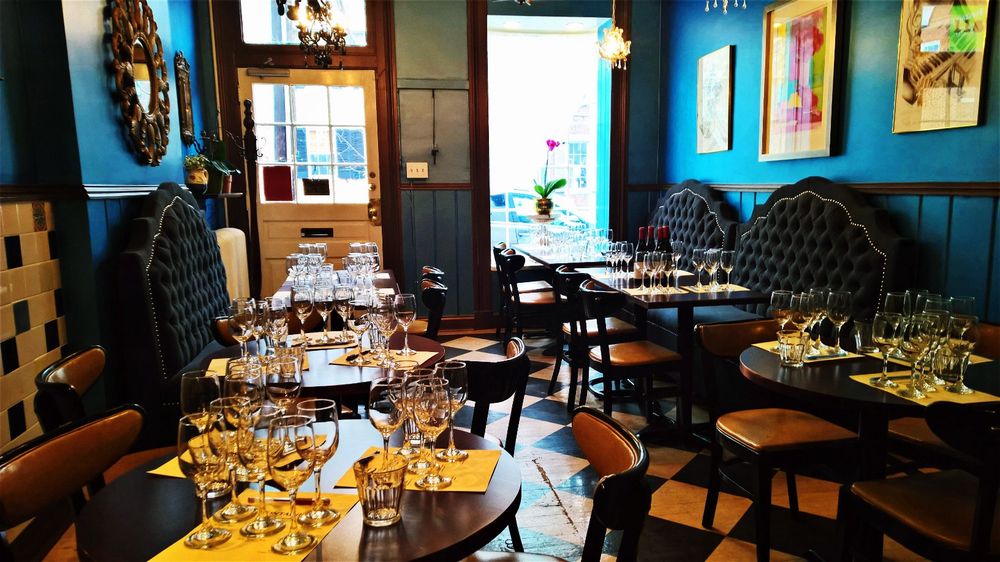 FONTAINE Updated September 2024 756 Photos & 895 Reviews 119 S