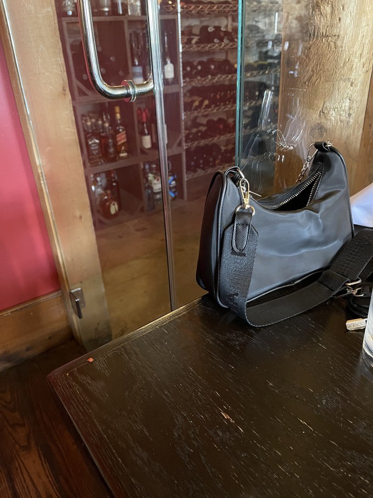 THE STONE CELLAR Updated August 2024 11 Reviews 71 Gore Street E