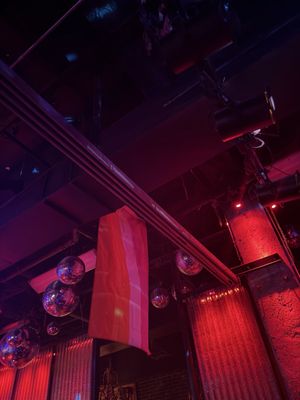 Industry Bar by null