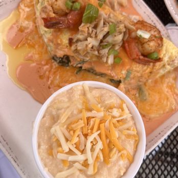 KitchenCray Cafe - Showtime Omelette - Breakfast & Brunch Near Me - Lanham, Maryland
