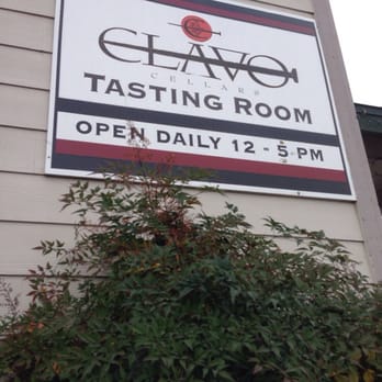 Clavo Cellars - Wineries Near Me - Templeton, California