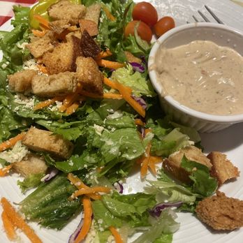 Frugatti's - House salad - Italian Near Me - Bakersfield, California