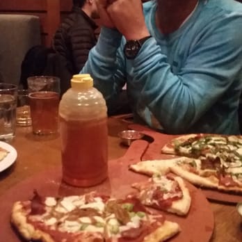 Bear Street Tavern - Pizza Near Me - Banff, Alberta
