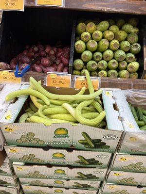 Hamle Mediterranean Market by null