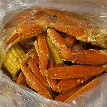 Boil Bay - Snow Crab Legs Corn - Seafood Near Me - Virginia Beach, Virginia