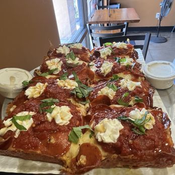 99 Craft Pizza - Pizza Near Me - Fresno, California
