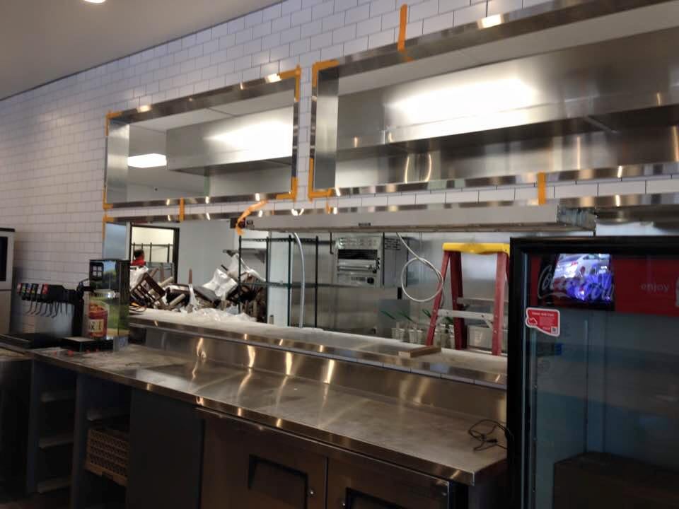 CAL SPECIALTY RESTAURANT FIXTURE Updated April 2024 27 Photos