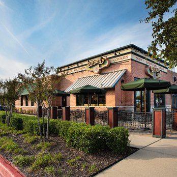 MacArthur Park - Shopping Centers Near Me - Irving, Texas