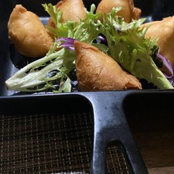 Jalwa:Modern Indian Dining - Samosa special