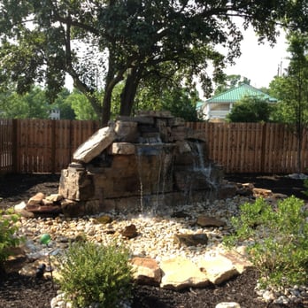 The Brown Stone - Outside area had a fountain - Sports Bars Near Me - Metuchen, New Jersey