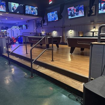 Murphy's Pub & Sports Bar - Gaming area. Very cool - Sports Bars Near Me - Cromwell, Connecticut Murphy's Pub & Sports Bar - Gaming area. Very cool - Sports Bars Near Me - Cromwell, Connecticut