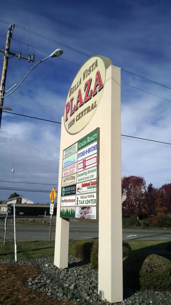 BELLA VISTA PLAZA Updated August 2024 1225 Central Ave, Mckinleyville, California Shopping