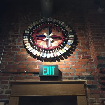 Bell's Eccentric Cafe - Music Venues Near Me - Kalamazoo, Michigan