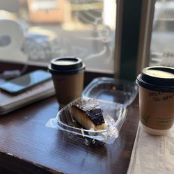 Mudhouse Coffee - The turtle cheesecake is a must! That Mud Skipper drink was really good too!