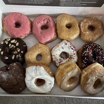 Shipley Do-Nuts - Deliciousness - Donuts Near Me - Jacksonville, Florida