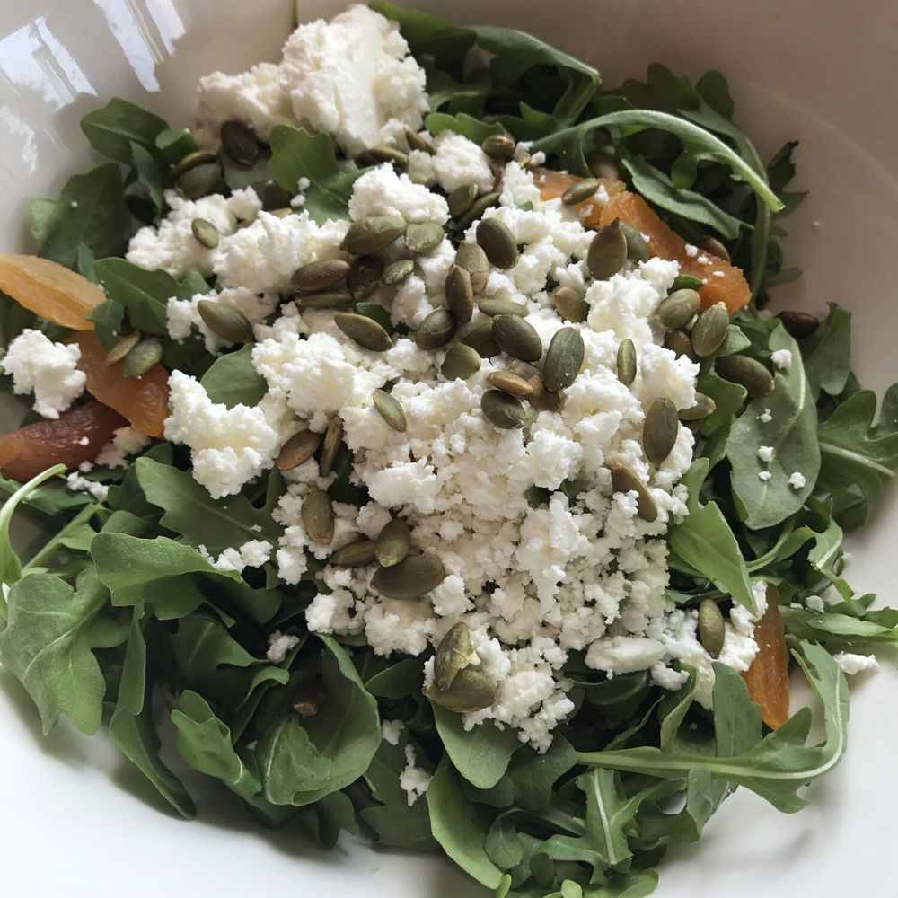 Levetto Aurora - Arugula Salad with Goat Cheese - Pizza Near Me - Aurora, Ontario Levetto Aurora - Arugula Salad with Goat Cheese - Pizza Near Me - Aurora, Ontario