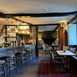 Bear & Ragged Staff