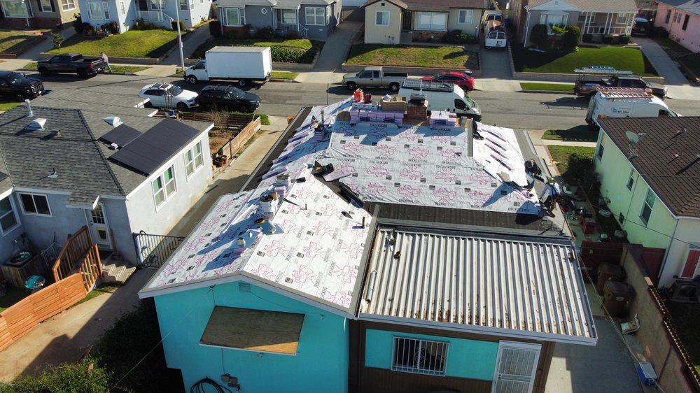 Slide of Grand Canyon Roofing