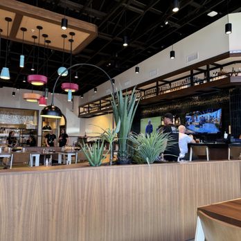 Mad Taco - More decor. - Beer Bar Near Me - Bowling Green, Kentucky