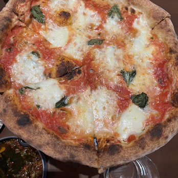 L'Ardente - Margarita pizza - Italian Near Me - Washington, DC, District of Columbia L'Ardente - Margarita pizza - Italian Near Me - Washington, DC, District of Columbia