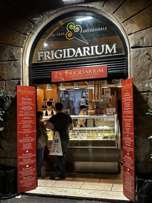 Frigidarium by null