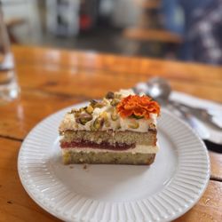 Montelupo Italian Market - Pistachio cake